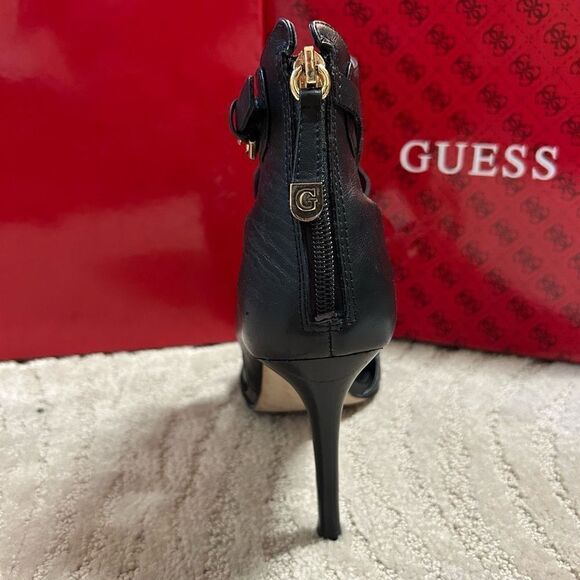 Guess Larkee Black Leather Strappy Heels - Picture 2 of 8